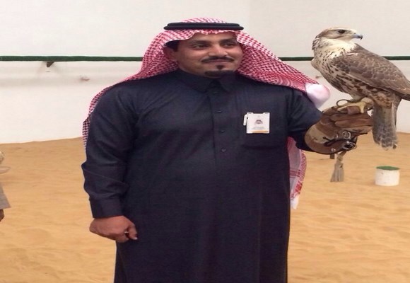 مدير هيئة السياحة والأثار يزور مربط السلطان للطيور