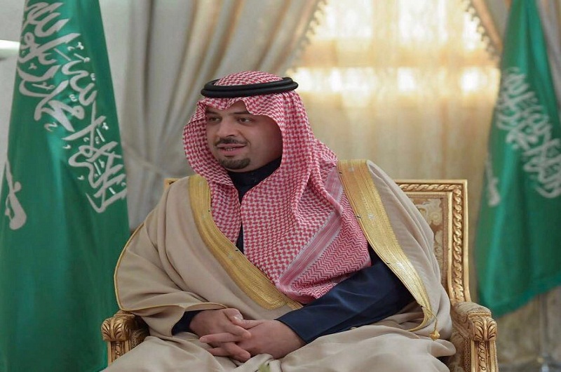 سمو أمير المنطقة يوجه الشؤون الصحية بمتابعة الحالة الطبية للمواطنة ع العنزي وعلاجها بأي مستشفى متخصص لحالتها الصحية اذا سمح وضعها الصحي