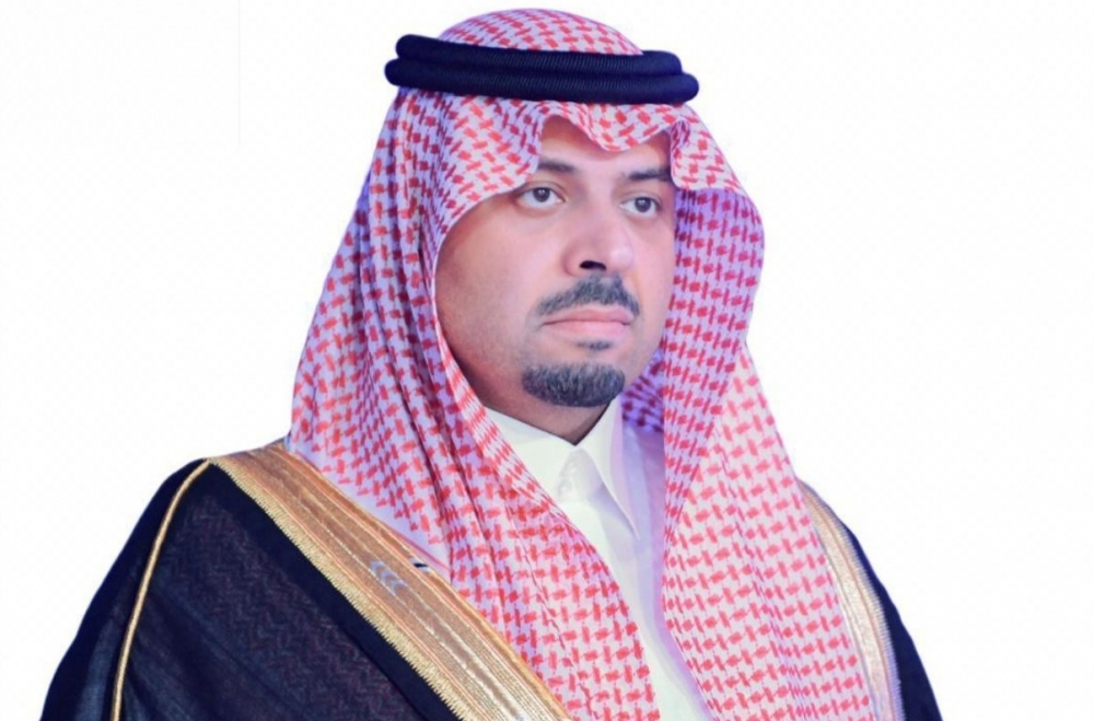 سمو أمير الحدود الشمالية يوجه الإدارات الحكومية بالتقيد التام في تنفيذ المراحل المعلنة للعودة إلى الحياة الطبيعية