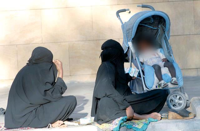 رئيس حقوق الإنسان : لا تقدم المال لطفل يتسول أو لمَن يحمل طفلاً ليتسول
