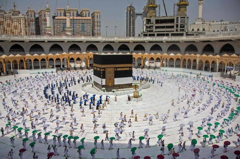 وزارة الحج والعمرة : غداً بدء المرحلة الثانية للتسجيل النهائي واختيار الباقات لأداء المناسك