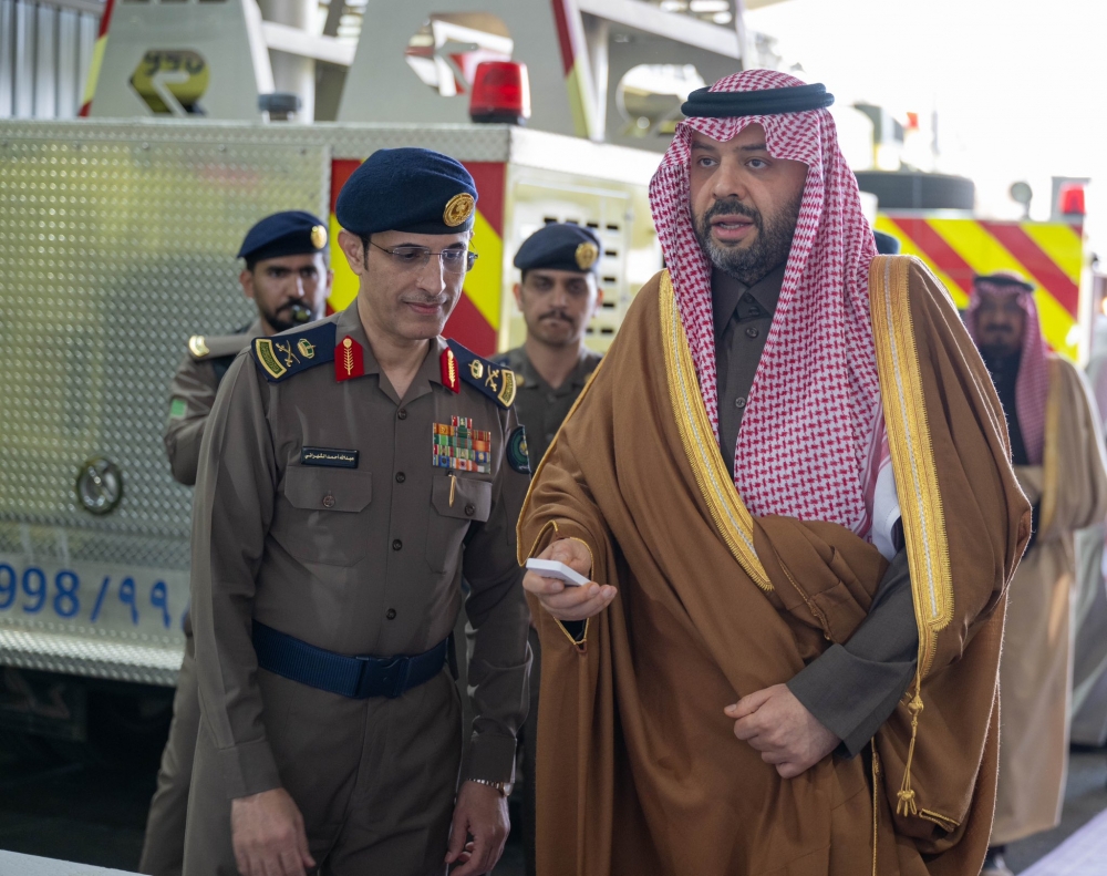 سمو أمير الحدود الشمالية يفتتح مركز الدعم والإسناد للدفاع المدني بمحافظة طريف