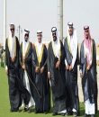 مجموعة من خريجي جامعة الشمالية يحتفلون بتخرجهم 